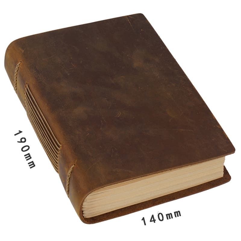 Cuaderno artesanal de cuero con hojas en blanco