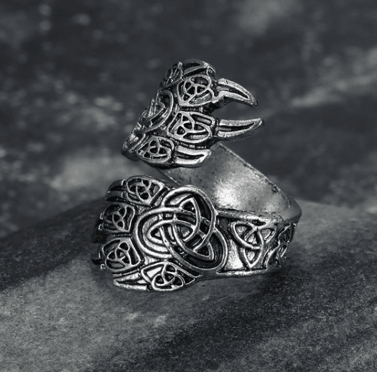 Anillo ajustable diseño de pata de oso en acero