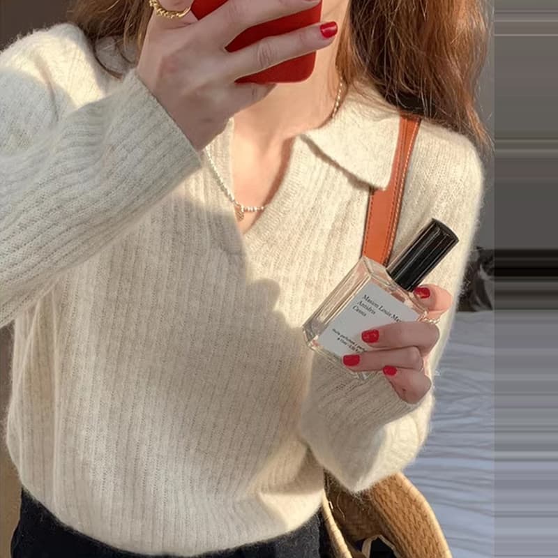 Suéter cuello polo talla grande con acabado suave