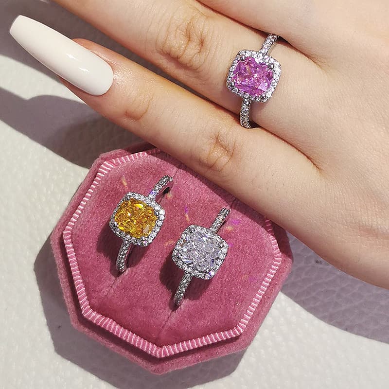 Anillo de boda con circonita cúbica multicolor en forma de T