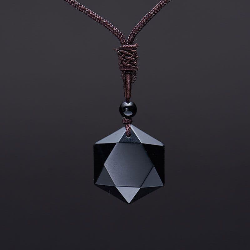 Colgante de obsidiana con estrella de seis puntas
