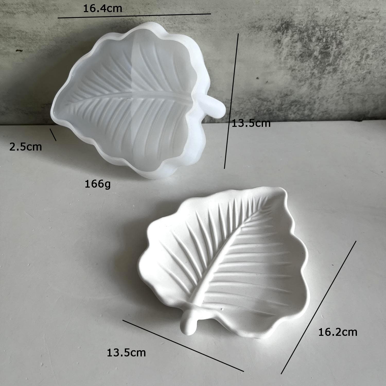 Molde de silicona con forma de hoja para bandejas