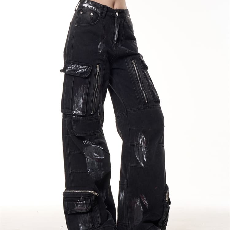 Jeans workwear multibolsillos efecto graffiti