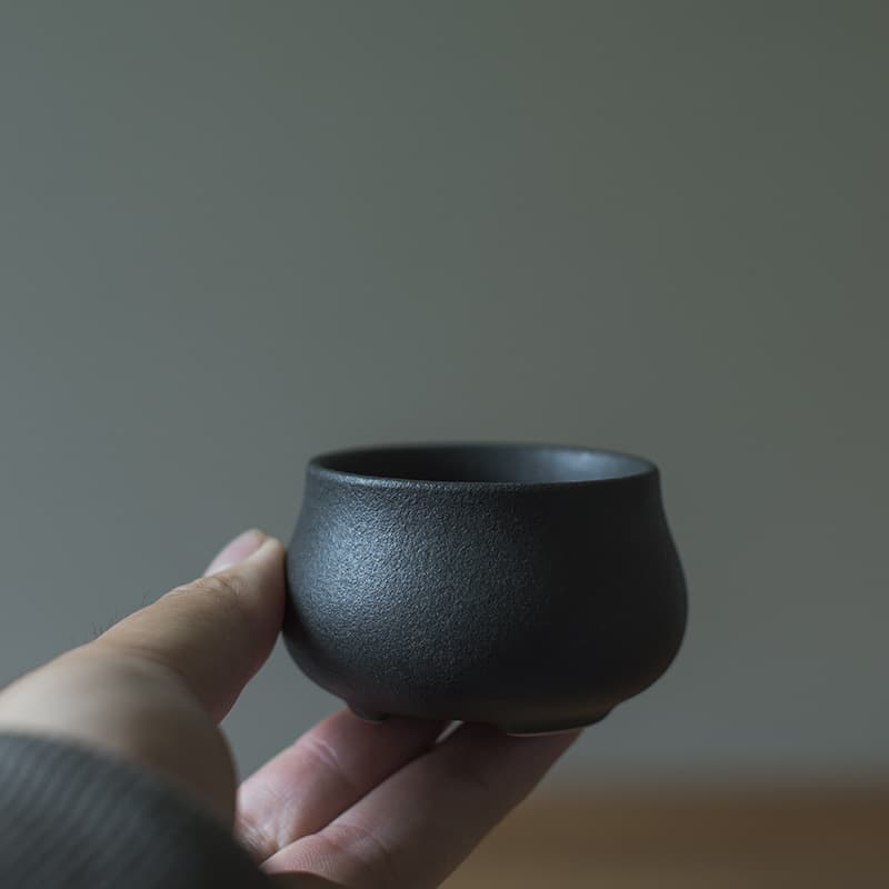 Quemador de incienso de cerámica manual para ceremonia de té