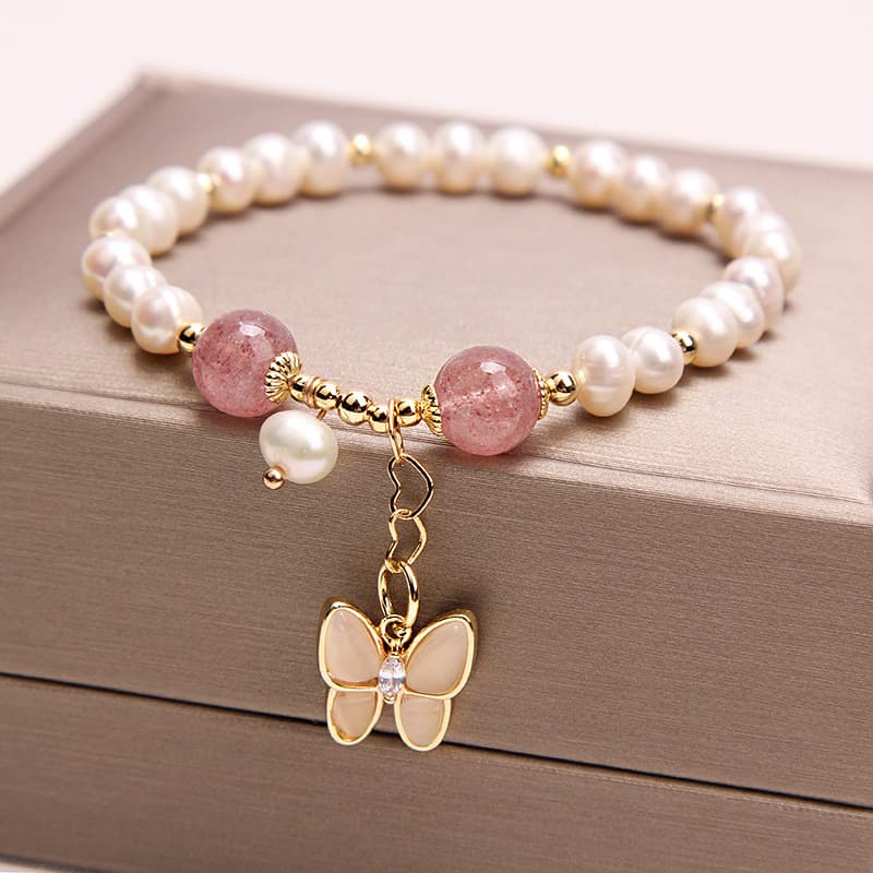 Pulsera de cristal con diseño de mariposa
