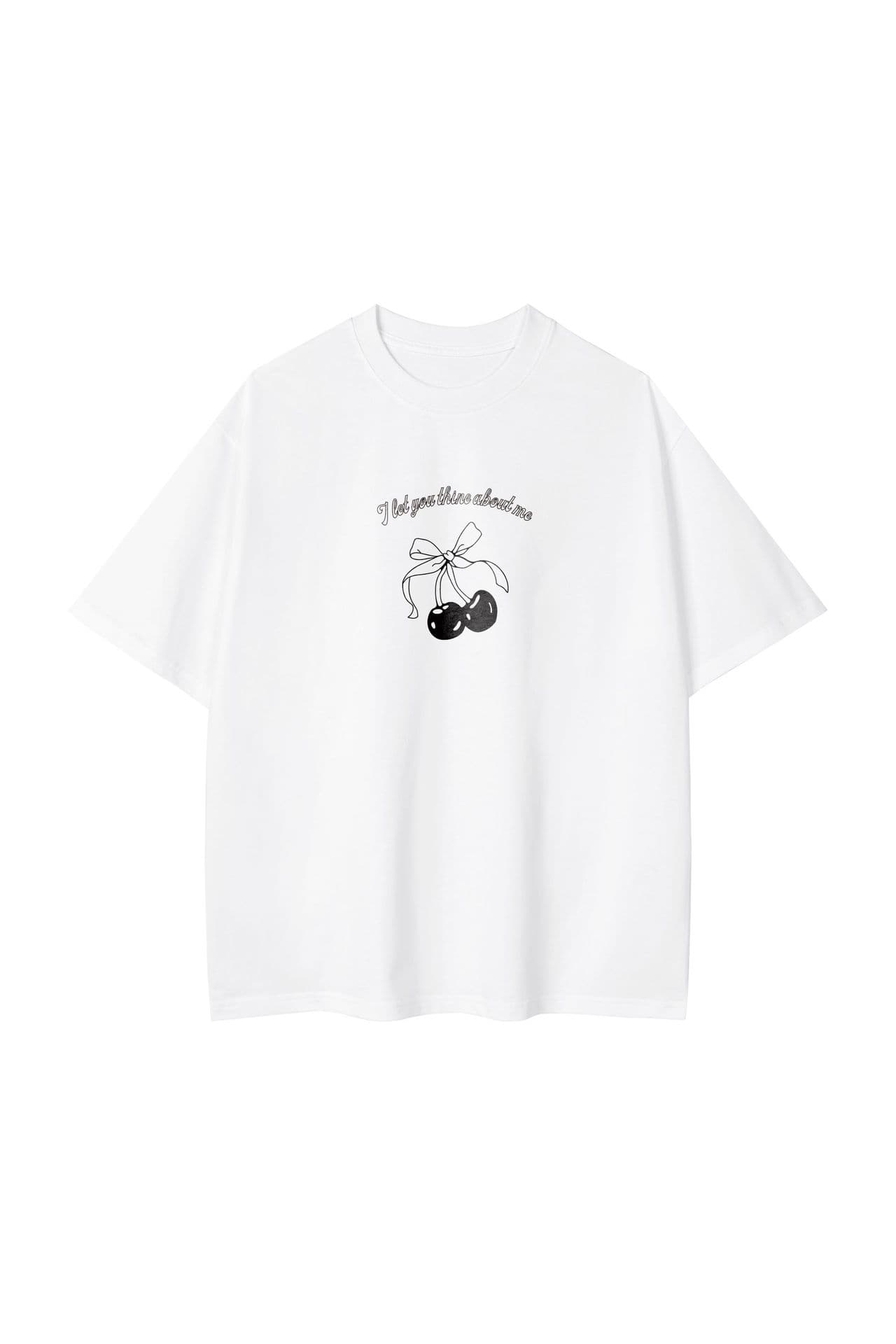 Camiseta con estampado de cerezas, cuello redondo y corte holgado