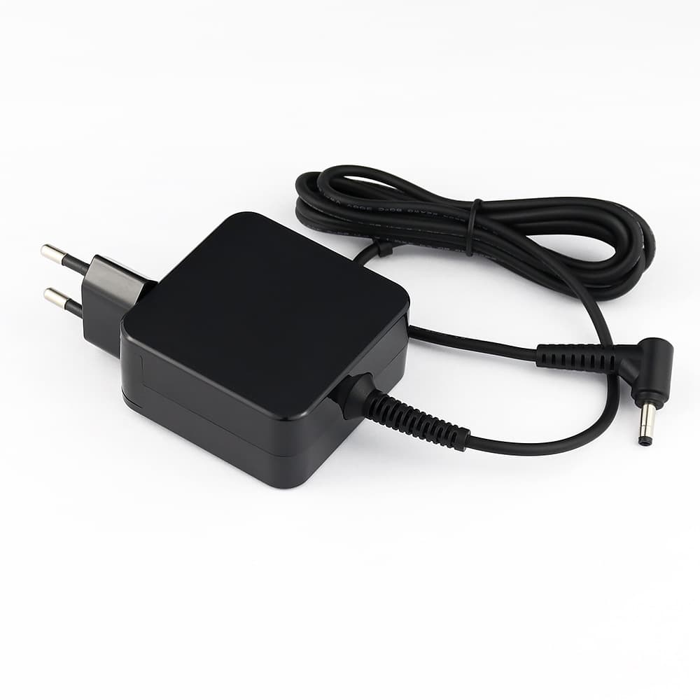 Adaptador para laptop 45W con conector DC
