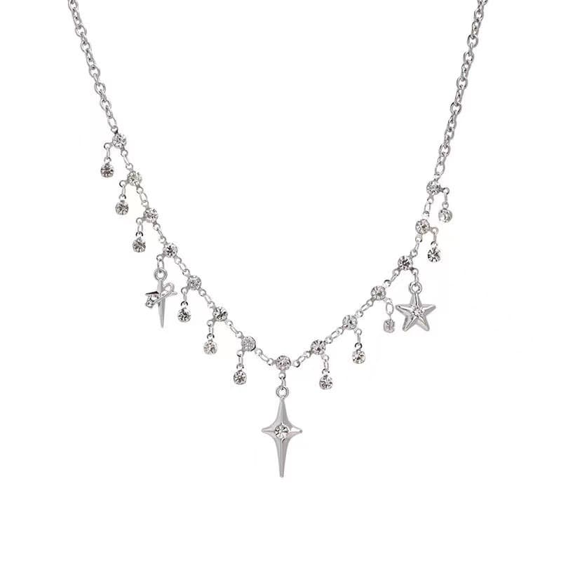 Collar clavícula con cruz de circón y borla