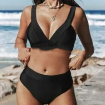 Bikini ajustado liso y seductor para mujer