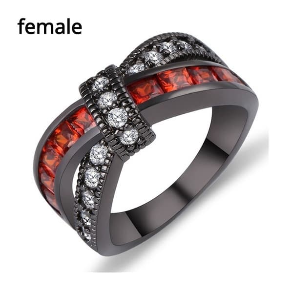 Anillo de circón con cruz y granate de oro negro