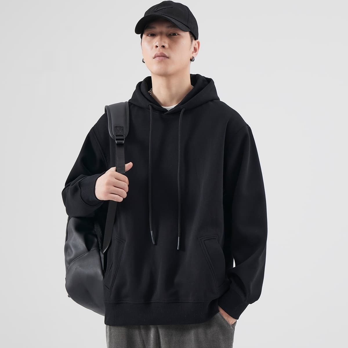 Sudadera con capucha acolchada color sólido para hombre