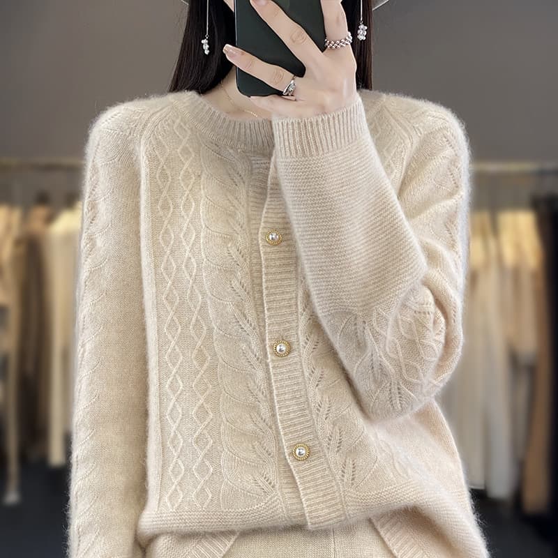 Cardigan de lana cuello redondo manga larga