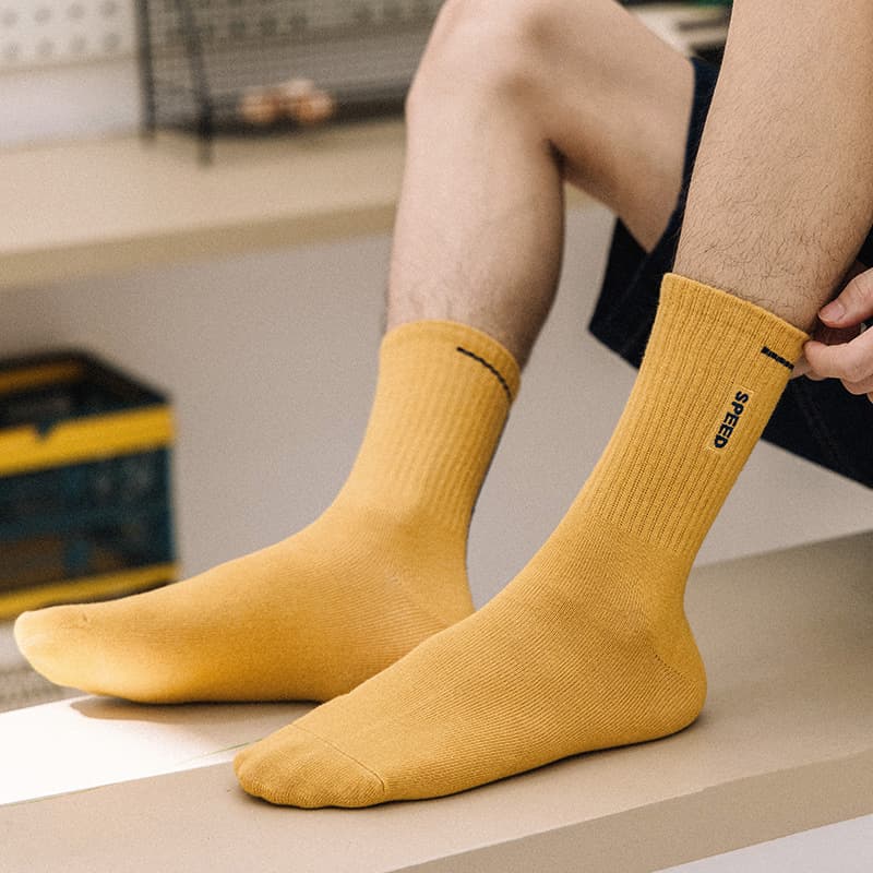 Calcetines deportivos de tubo alto para hombre transpirable