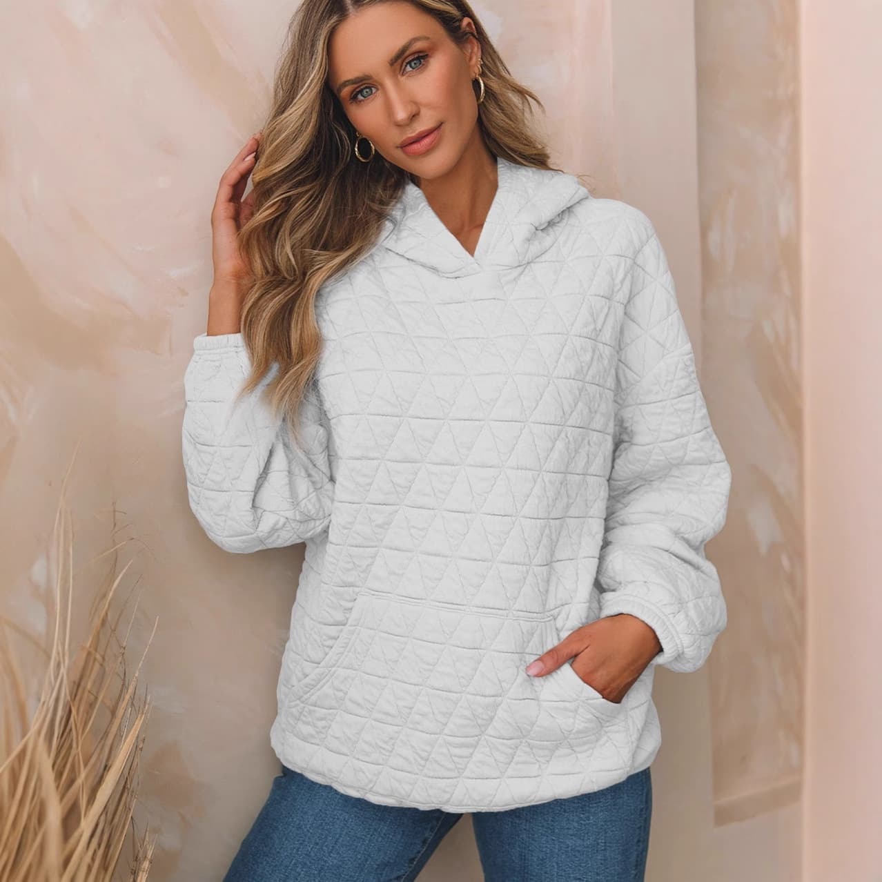 Sudadera con capucha y manga larga para mujeres