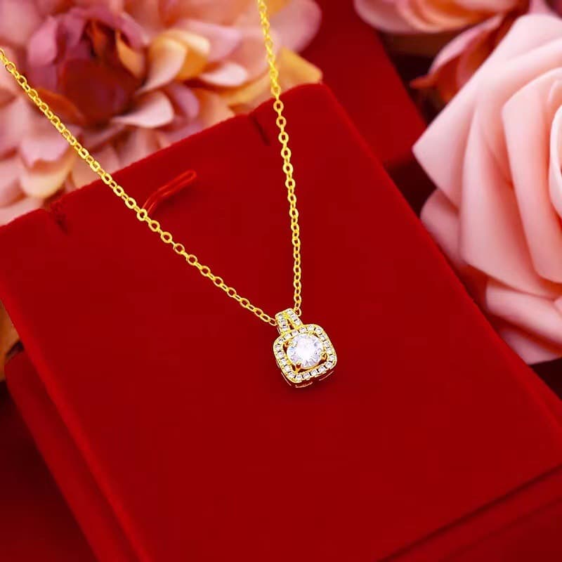 Conjunto de joyería elegante con collar, aretes y anillo