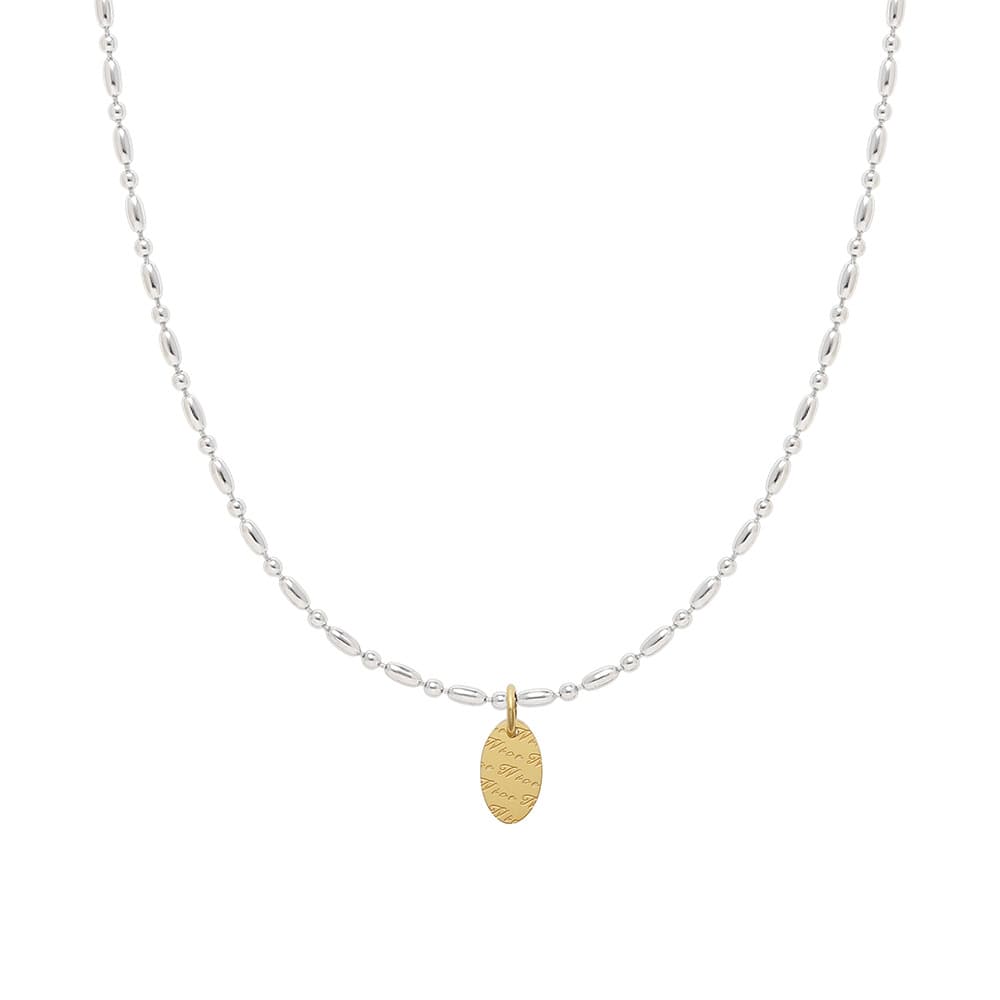 Collar de acero titanio con letras geométricas y elipse