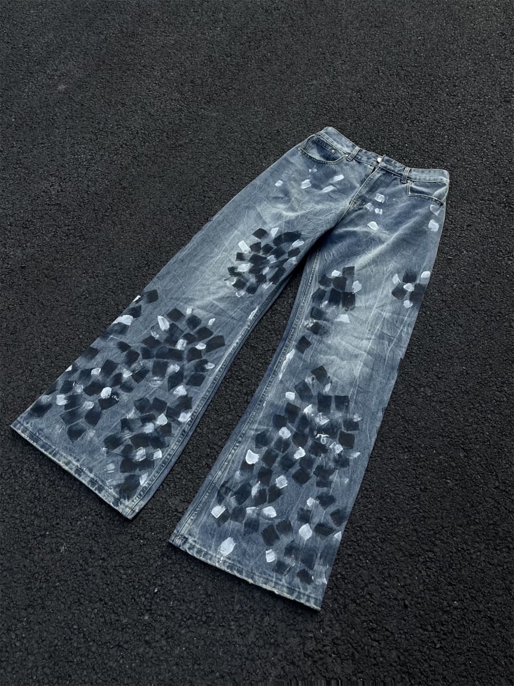 Jeans acampanados de pierna ancha, holgados