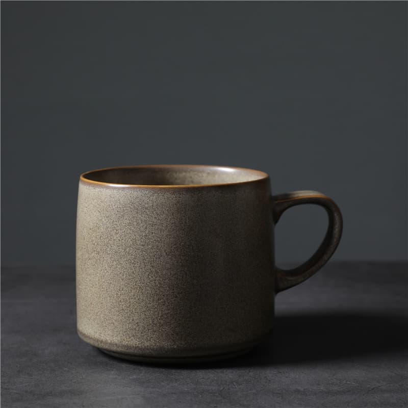 Taza de cerámica estilo japones para café