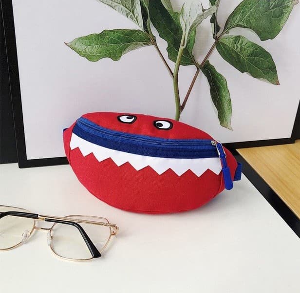 Bolsa cruzada de lona bordada con diseño infantil