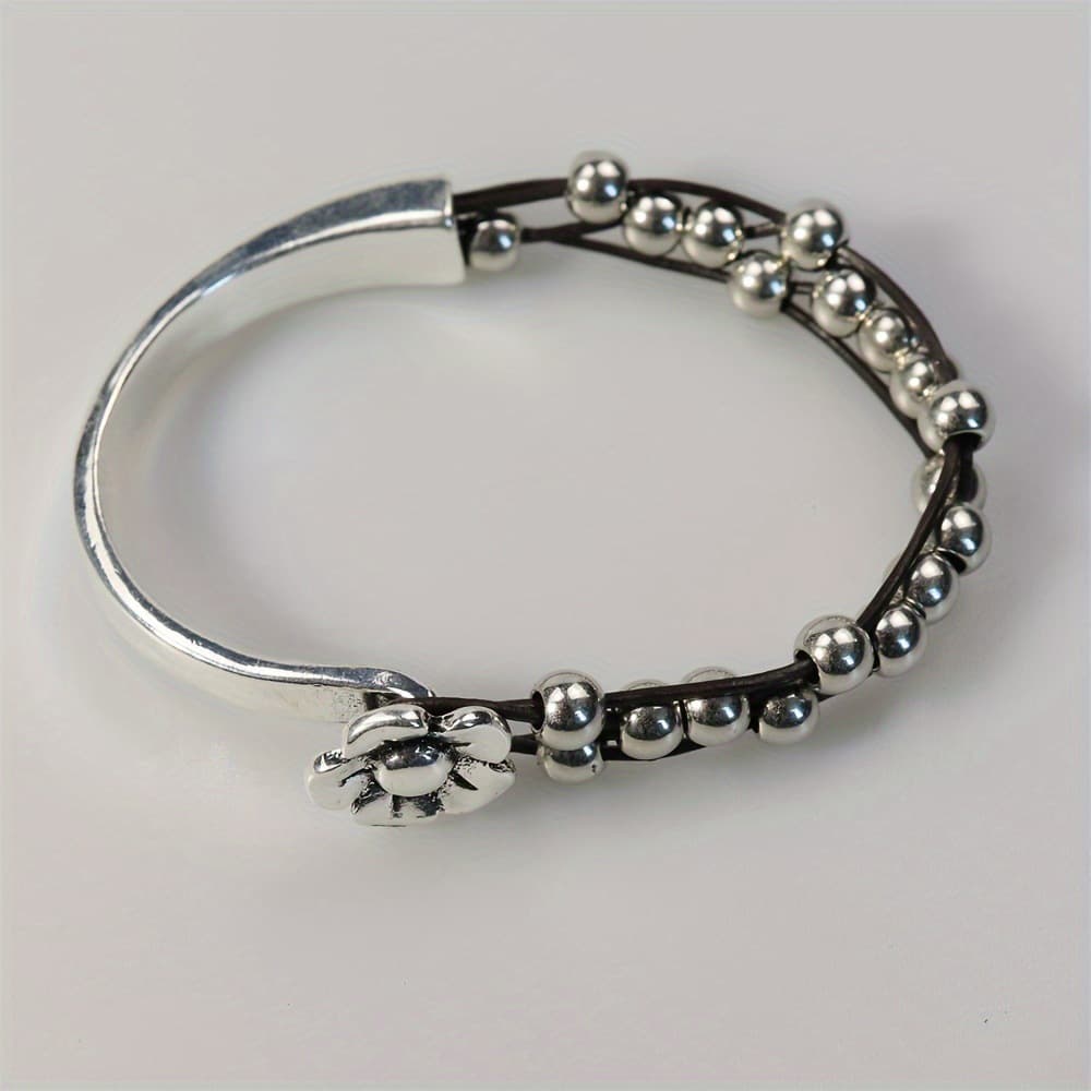 Pulsera boho de metal doble capa con costura
