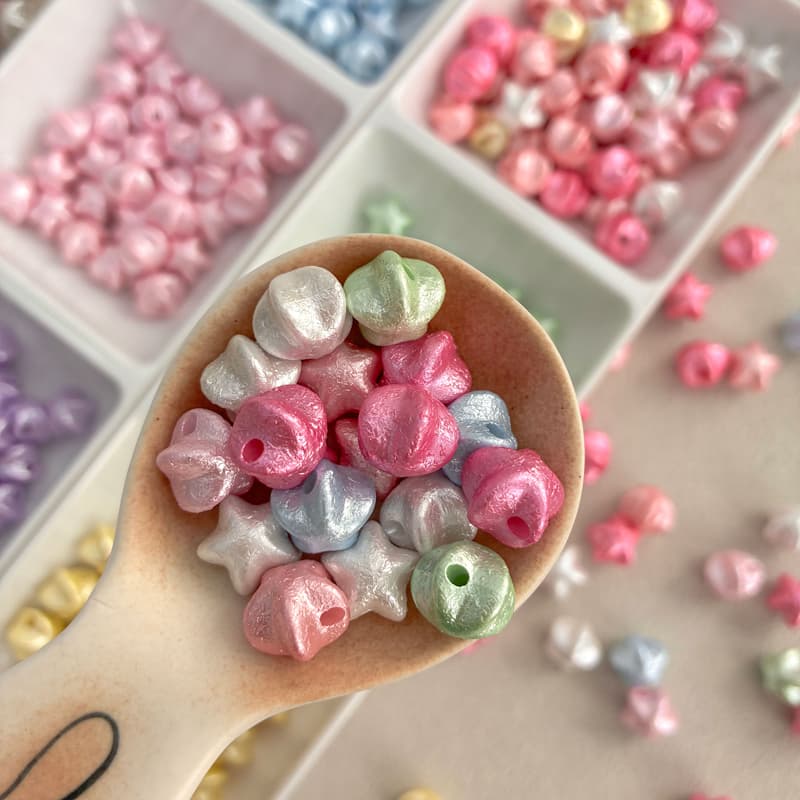 Cuentas acrílicas estrellas perla pastel iridiscente
