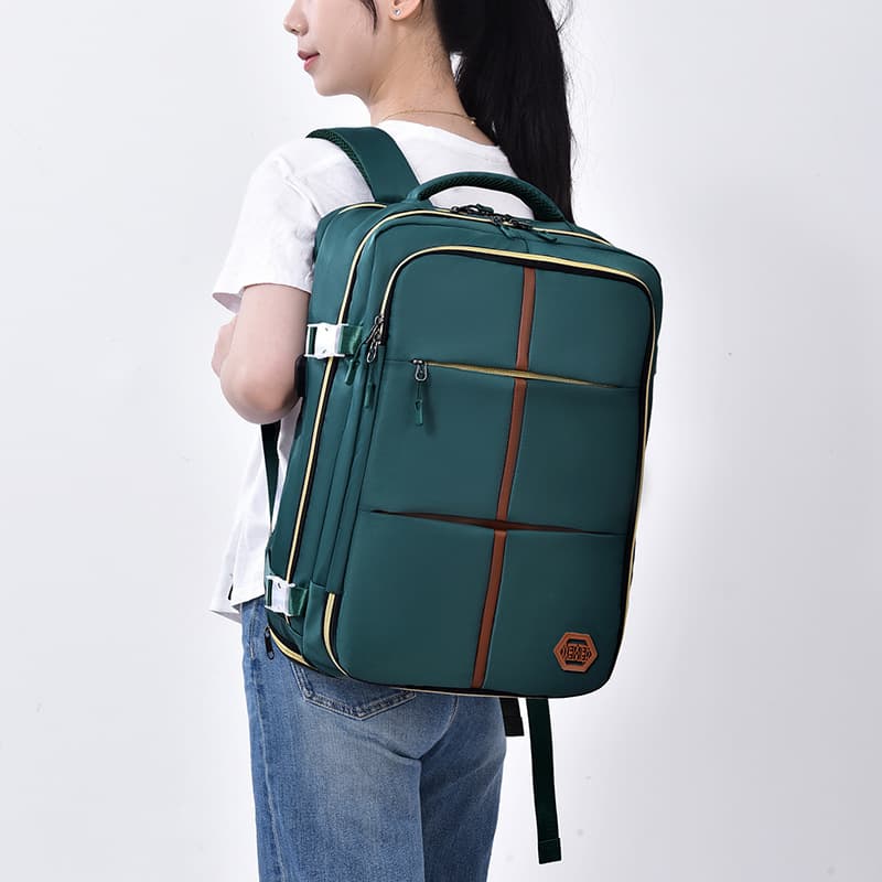 Mochila de viaje impermeable con gran capacidad
