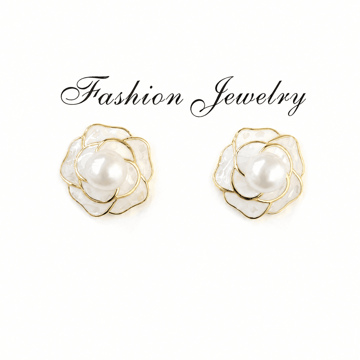 Aretes de perlas con camelia esmaltada