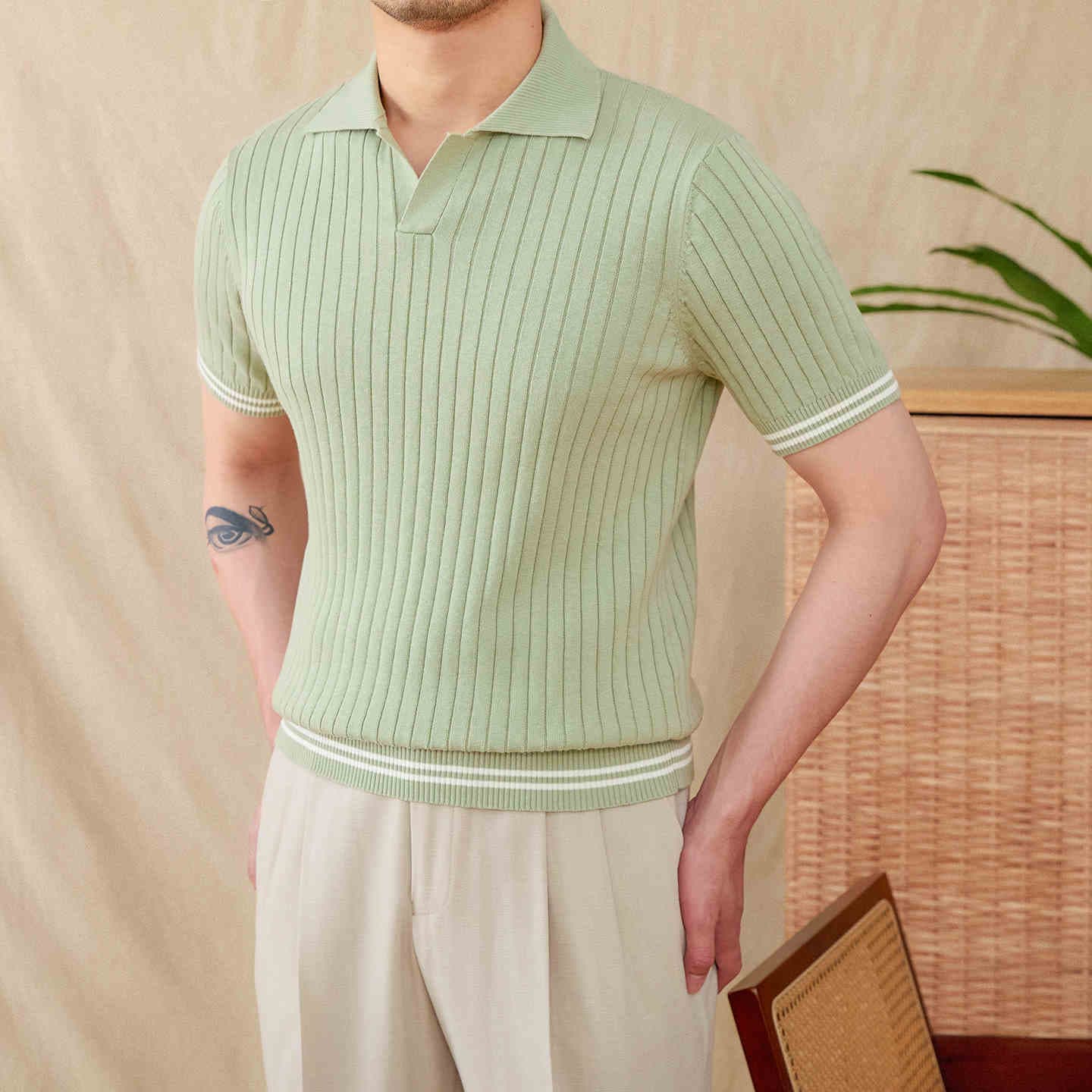 Playera con solapa para hombre, diseño versátil