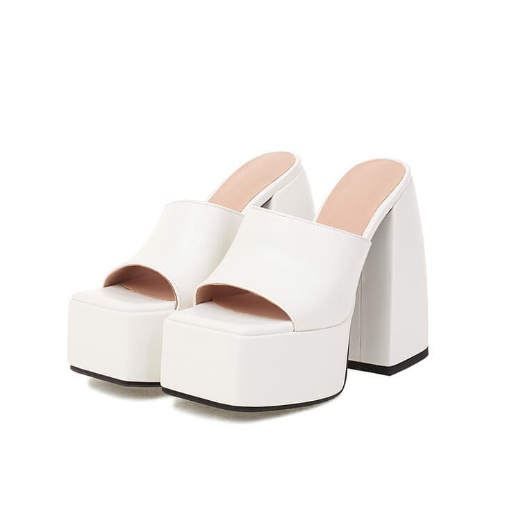 Chanclas de punta abierta con suela gruesa