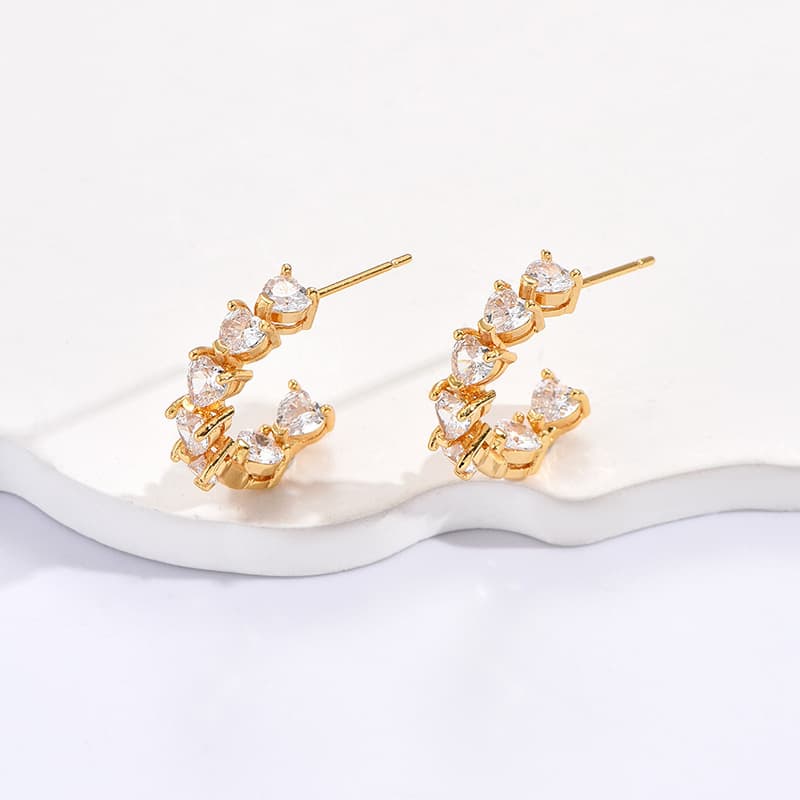 Aretes de clip con diamantes de imitación, diseño C