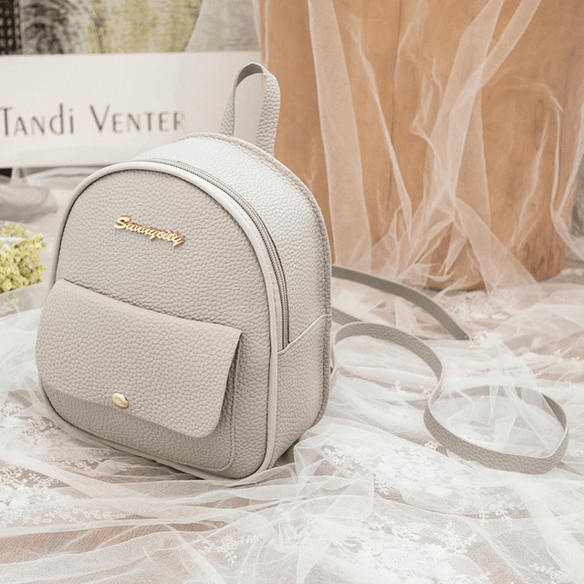 Pequeña mochila de mujer para hombro con bolsa para celular