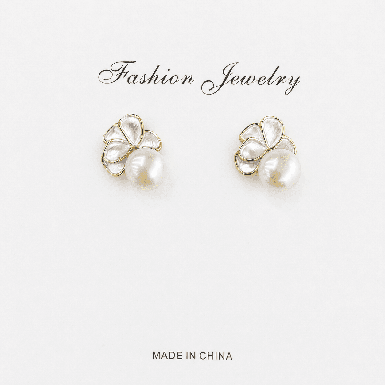 Aretes de perla con flores de nácar