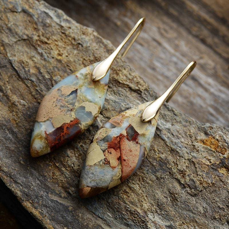 Aretes de bohemio con piedra emperador y hoja