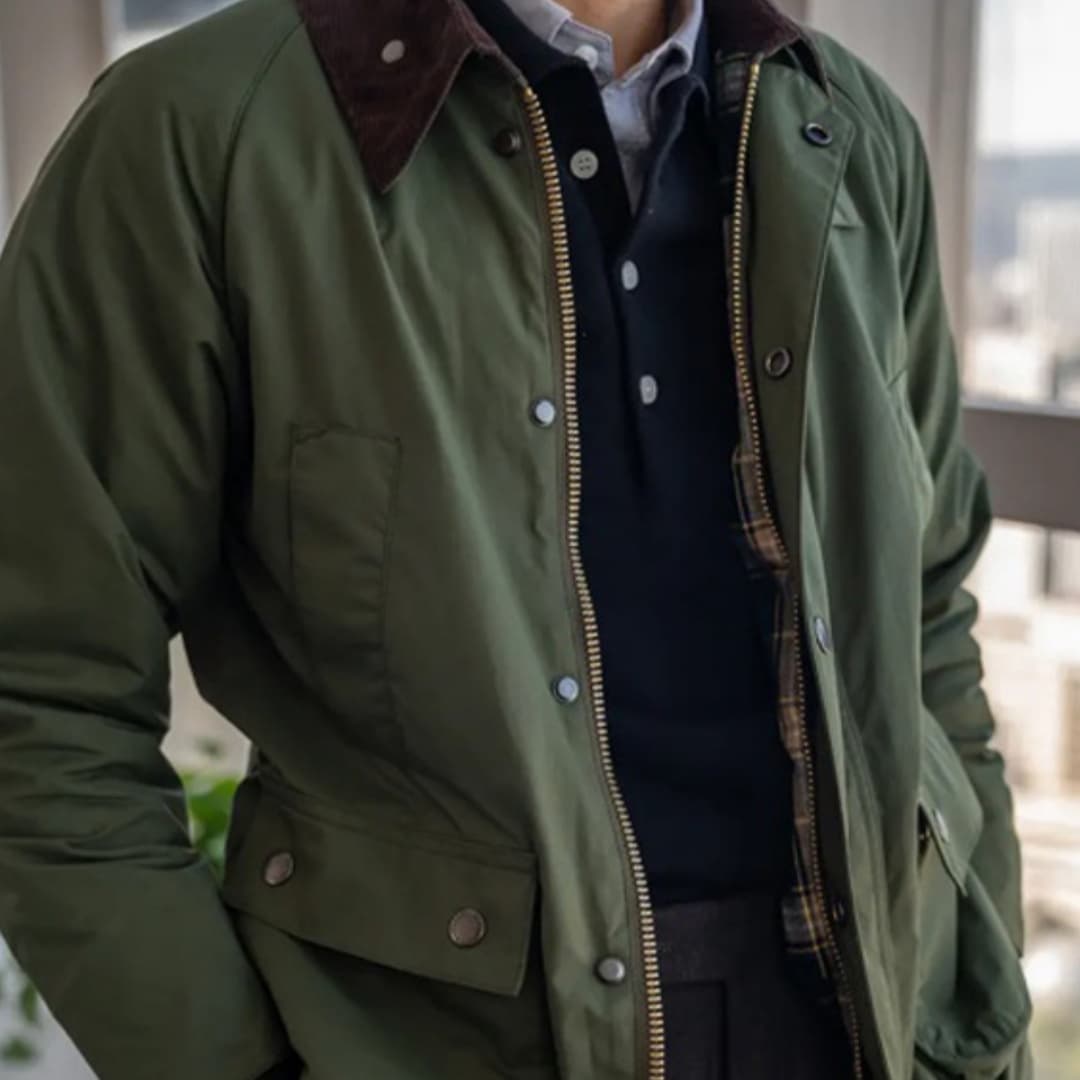 Chaqueta tipo safari en pana con cuello