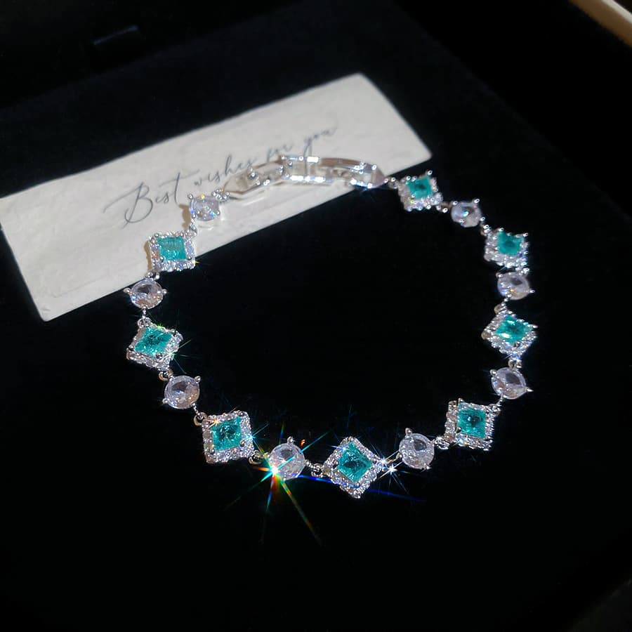 Pulsera de circón cuadrado geométrico elegante