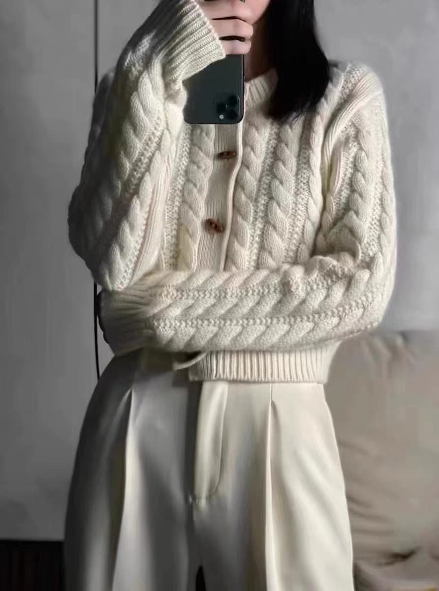 Cardigan de lana con cuello polo para mujer