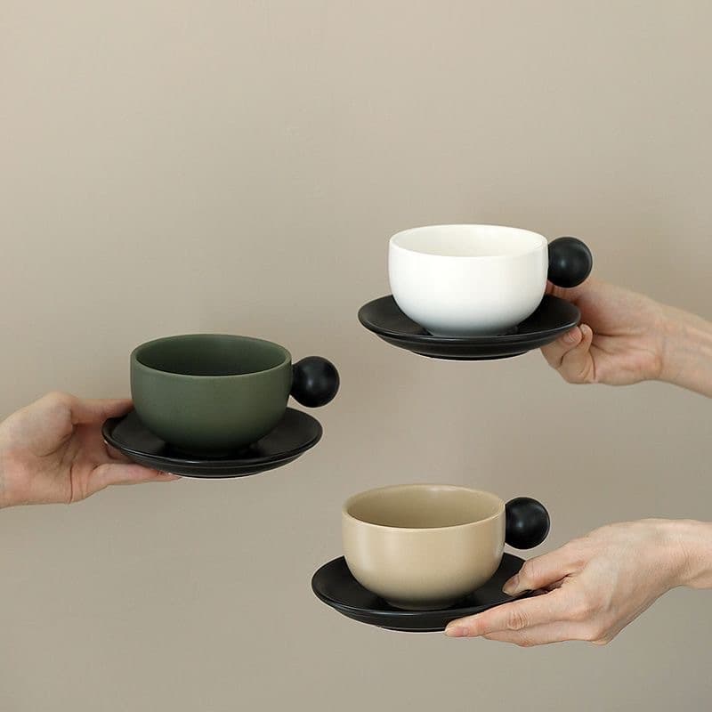 Juego de café cerámico minimalista
