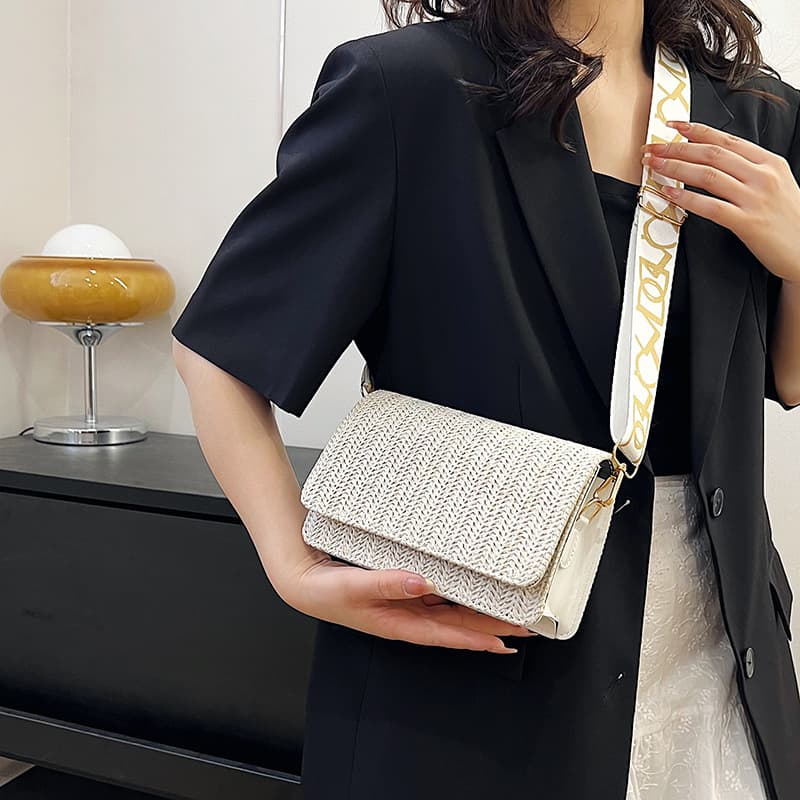 Bolsa cruzada pequeña de paja, estilo simpe y natural