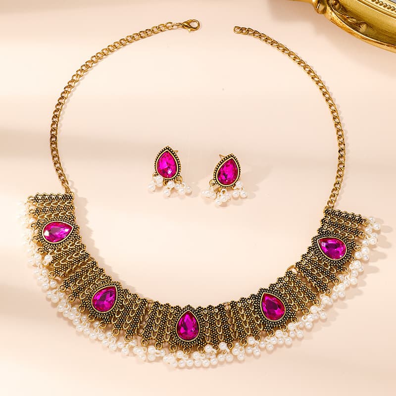 Conjunto retro estilo indio de collar y aretes con perlas