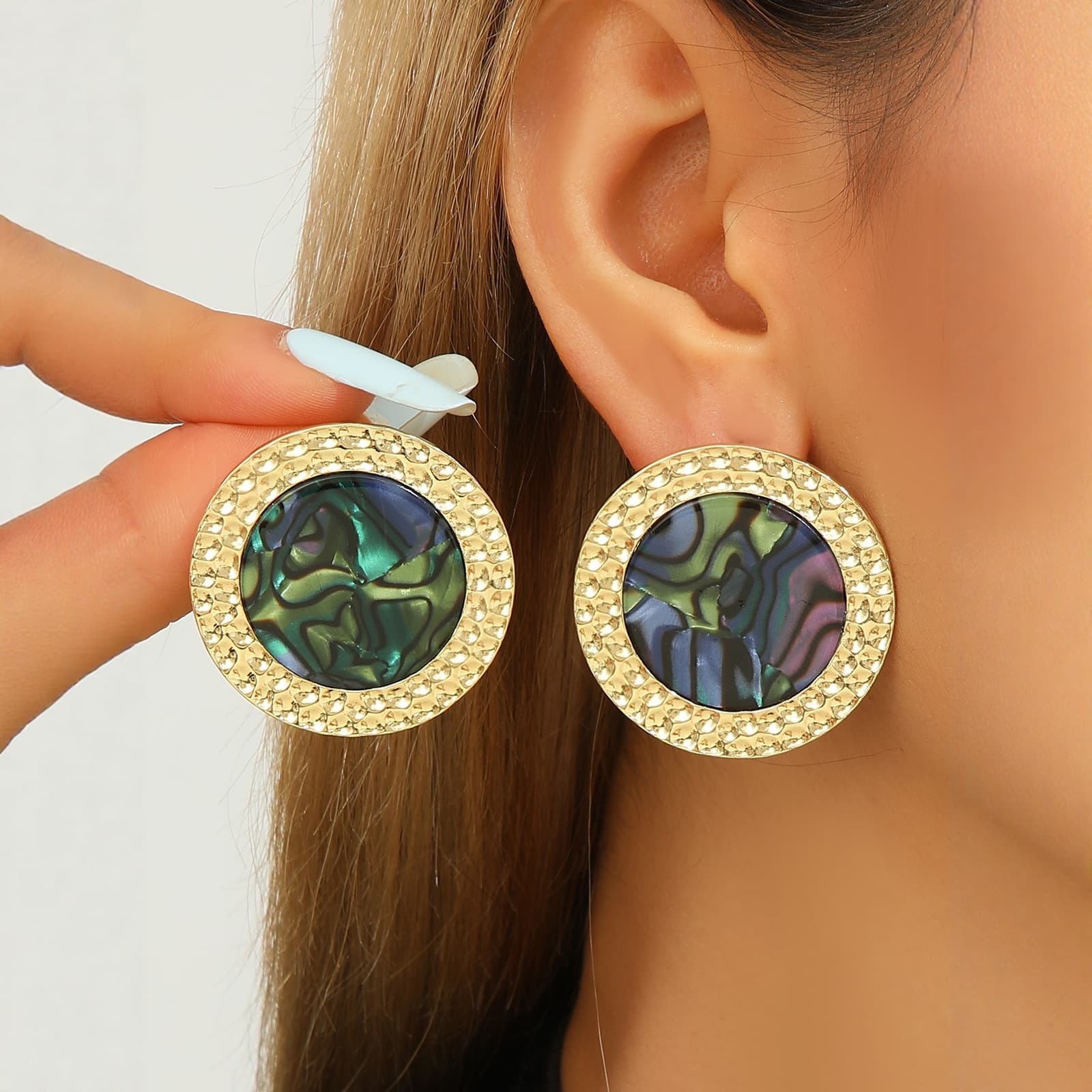 Aretes de acrílico con incrustación de oro de moda