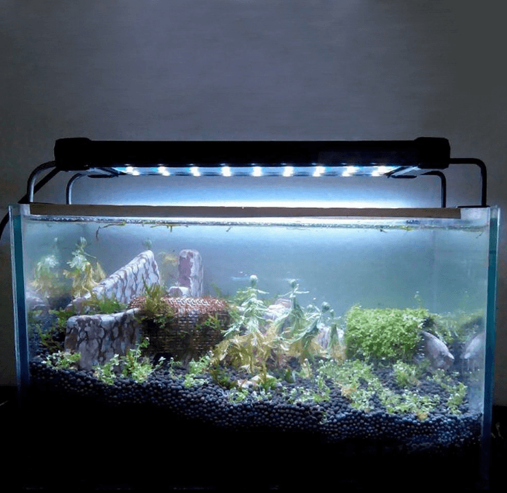 Lámpara LED para acuarios de agua dulce