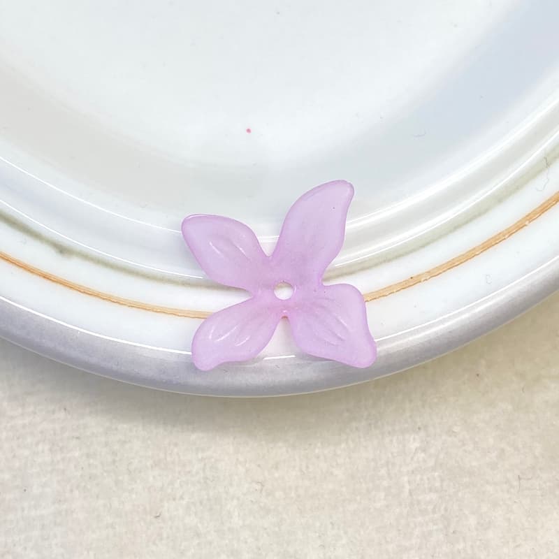 Cuentas acrílicas flores 4 pétalos esmeriladas hanfu