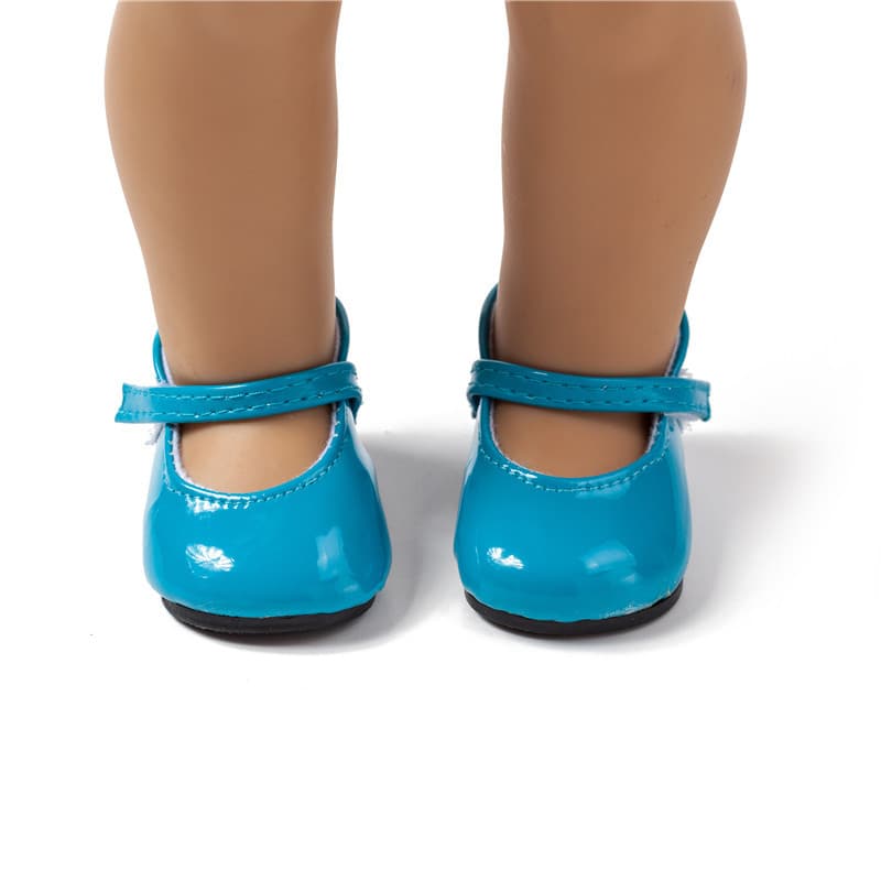 Zapatos de muñeca estilo simple