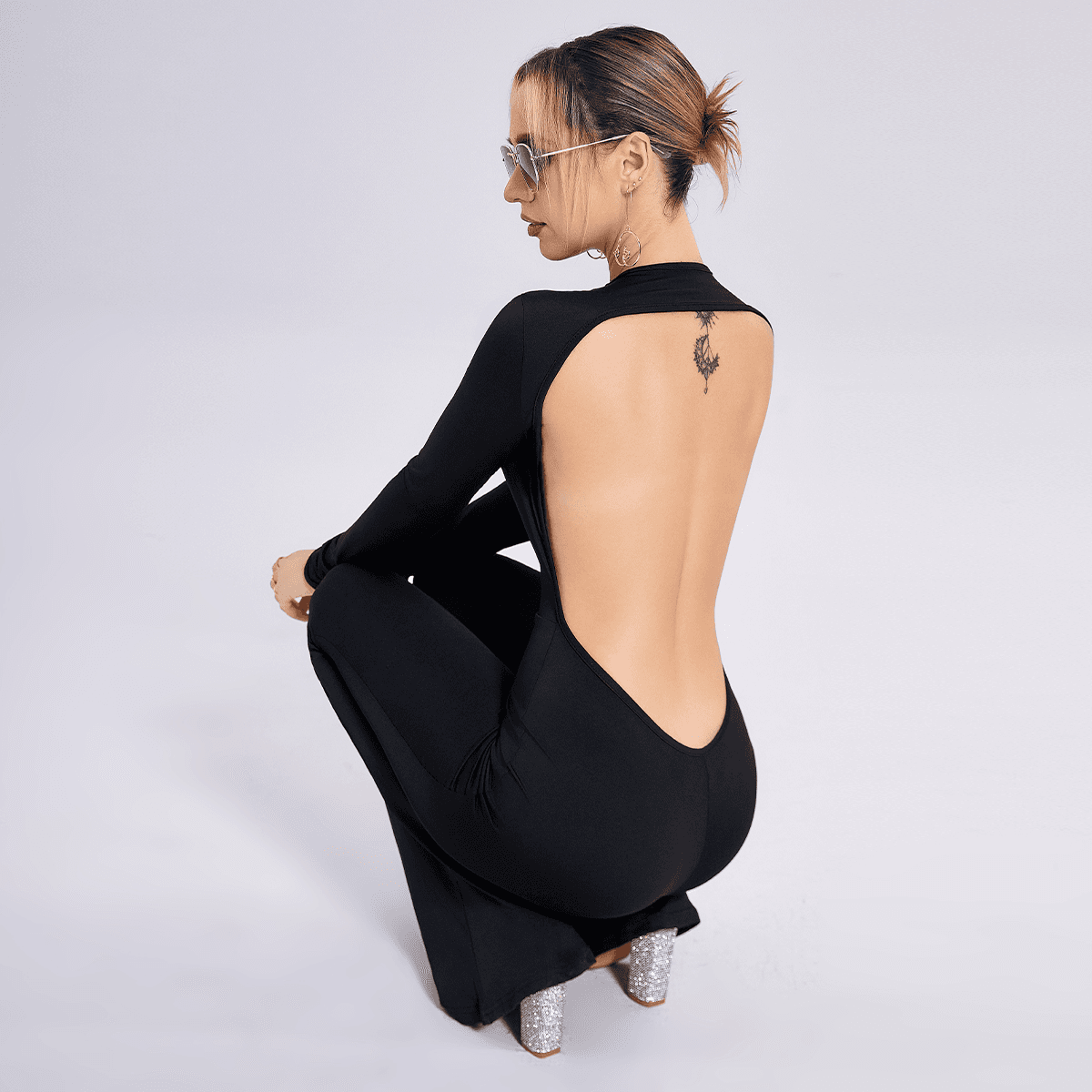 Jumpsuit de manga larga con espalda abierta