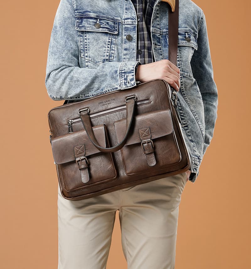 Bolsa para hombre con correa diagonal