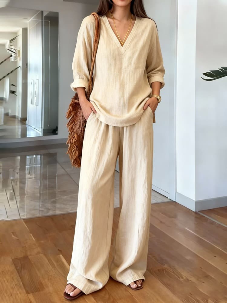 Conjunto con cuello en V, mangas largas y pantalón en algodón