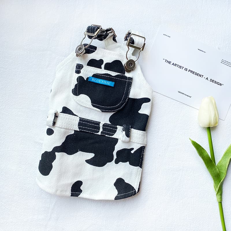Pelele con tirantes para mascotas estilo vaca