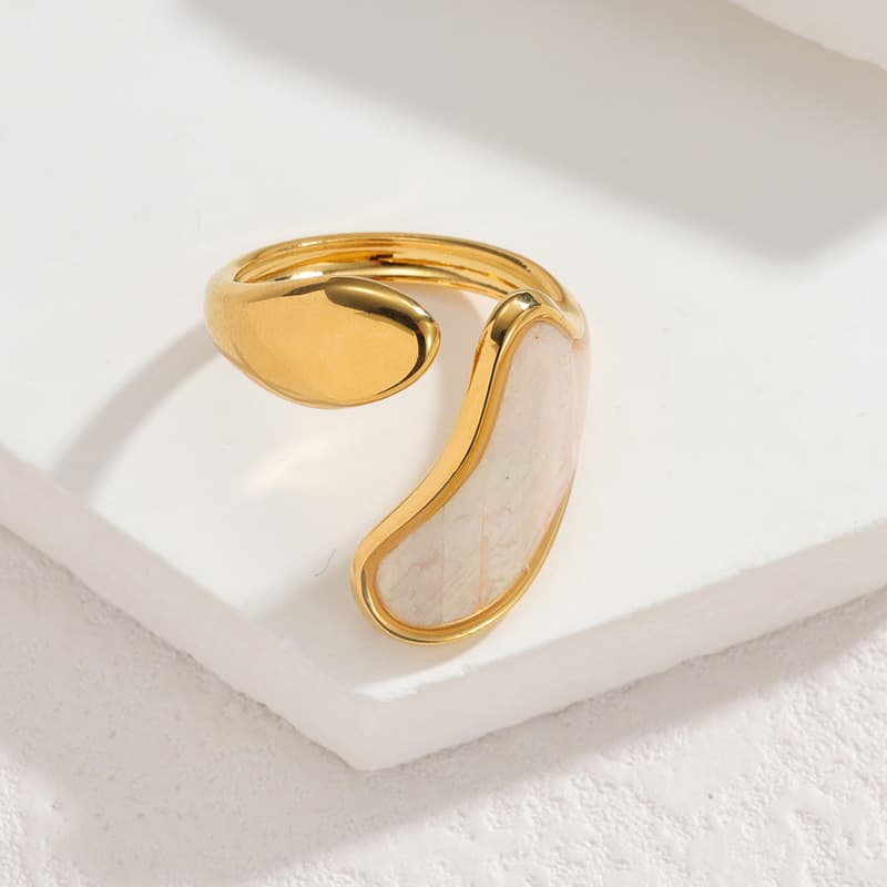 Aro abierto de concha abulón, acero inoxidable dorado para mujeres