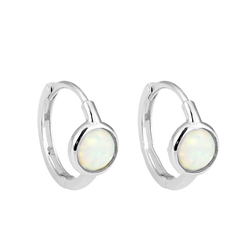 Aretes redondos de ópalo sintético con zircón
