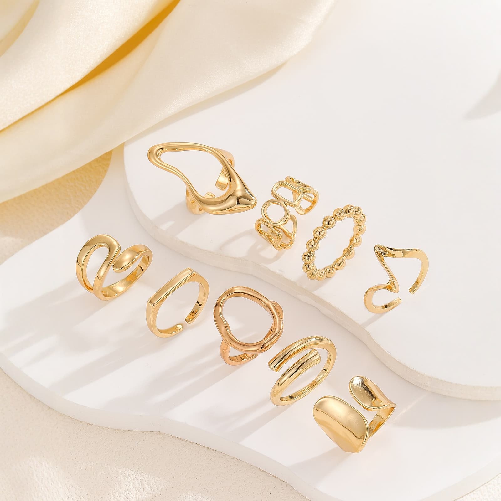 Anillo ondulado ajustable para mujer